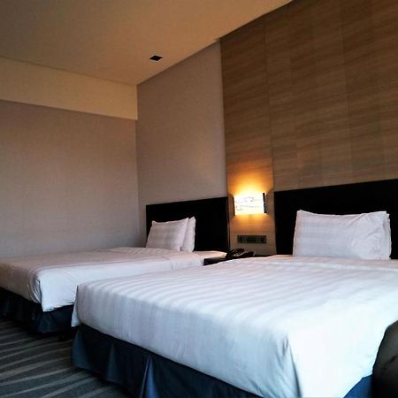 ซิตี้ สวีท - เกาสง เฉอไน Hotel ภายนอก รูปภาพ