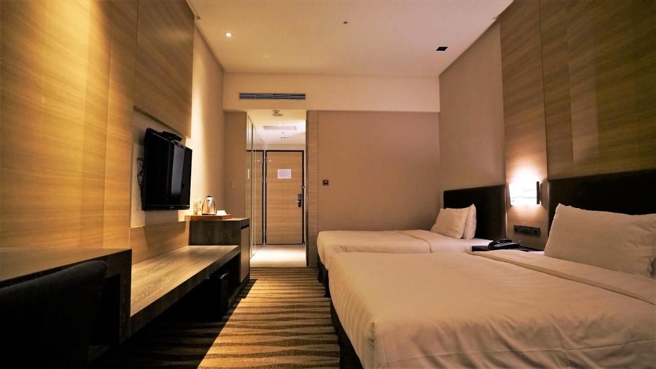 ซิตี้ สวีท - เกาสง เฉอไน Hotel ภายนอก รูปภาพ