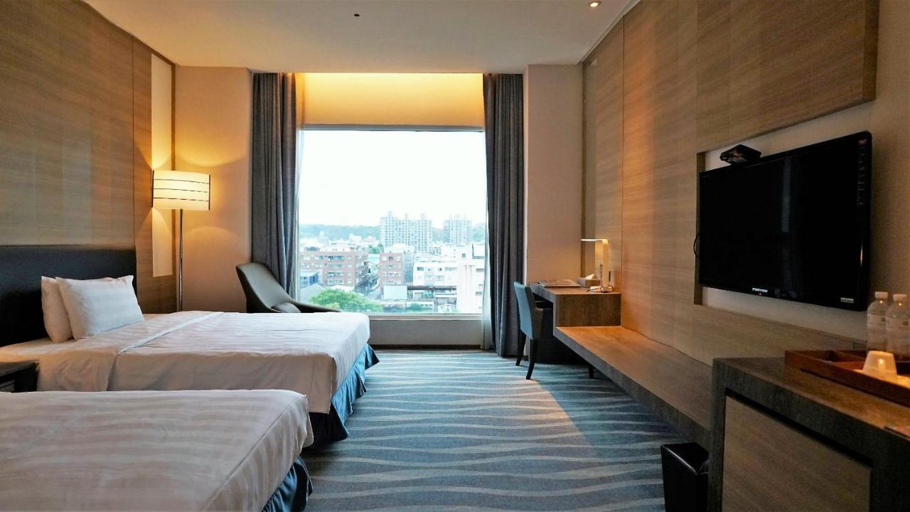 ซิตี้ สวีท - เกาสง เฉอไน Hotel ภายนอก รูปภาพ