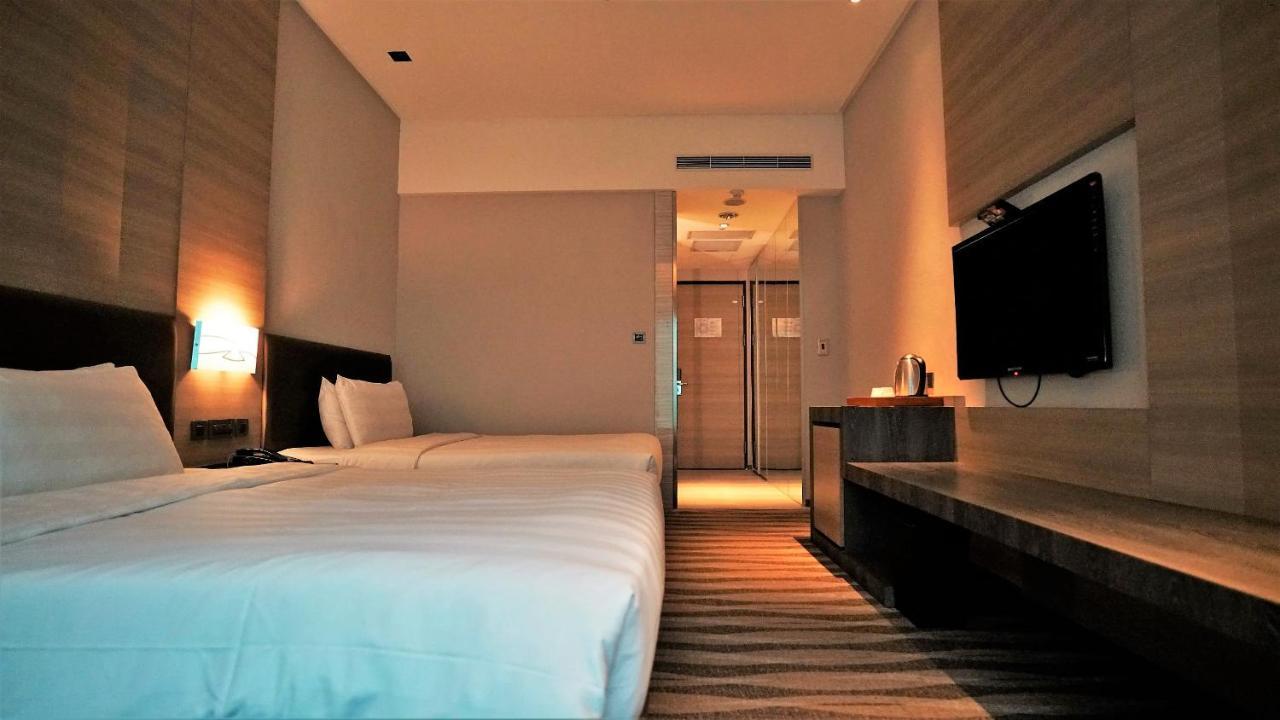 ซิตี้ สวีท - เกาสง เฉอไน Hotel ภายนอก รูปภาพ
