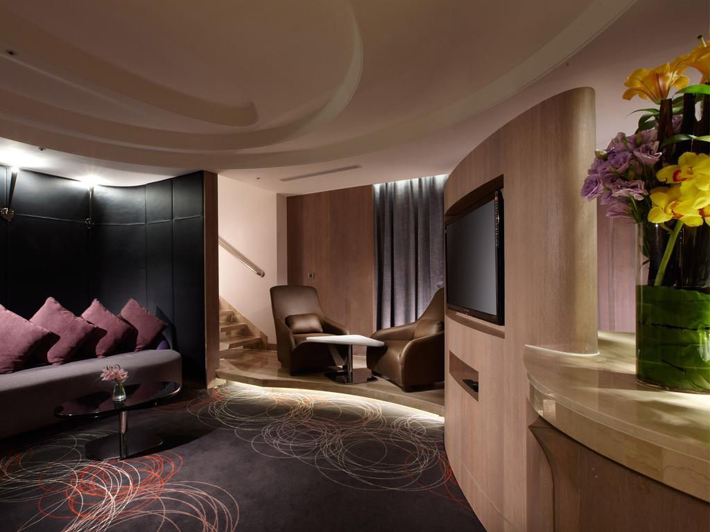 ซิตี้ สวีท - เกาสง เฉอไน Hotel ภายนอก รูปภาพ